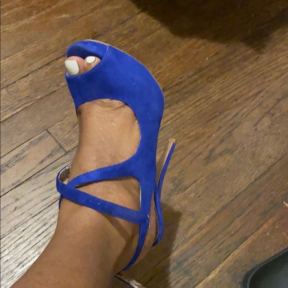 BCBG platform - Picture 3 of 3